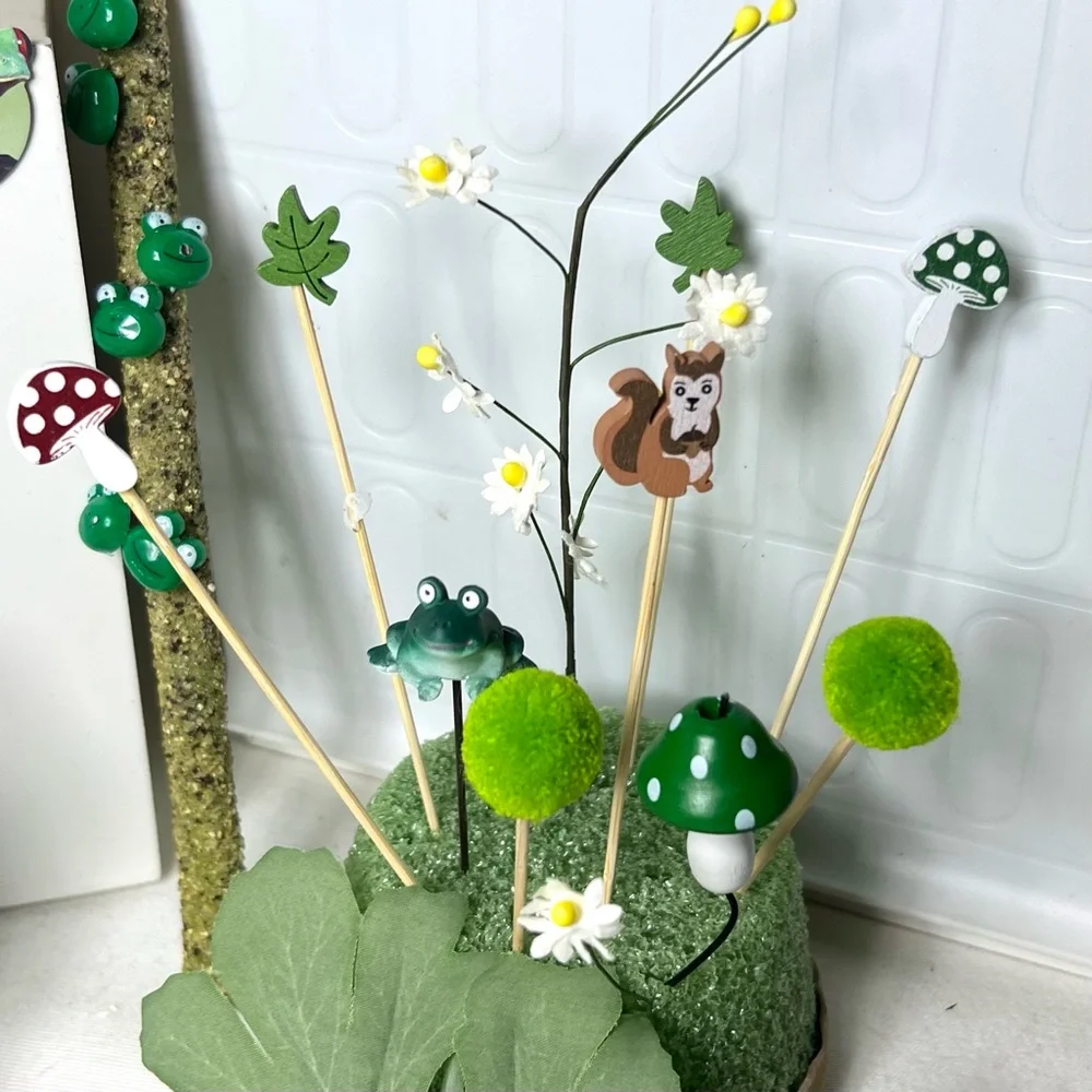 FROG TOWN USA FAIRY GARDEN GIFT SET - Picture 6 of 16